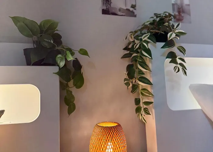 Still Apartment