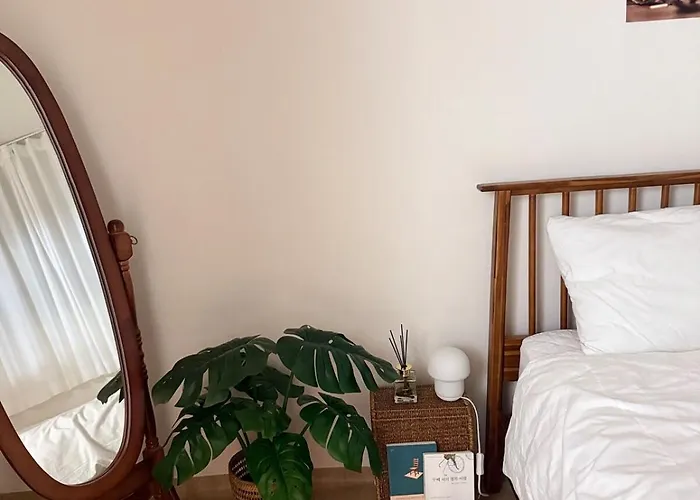 Still Apartment